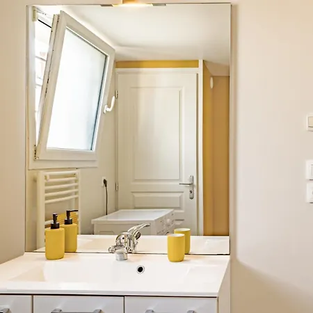 Апартаменты Le Loft Savinien - Proche Troyes - 2 Pers